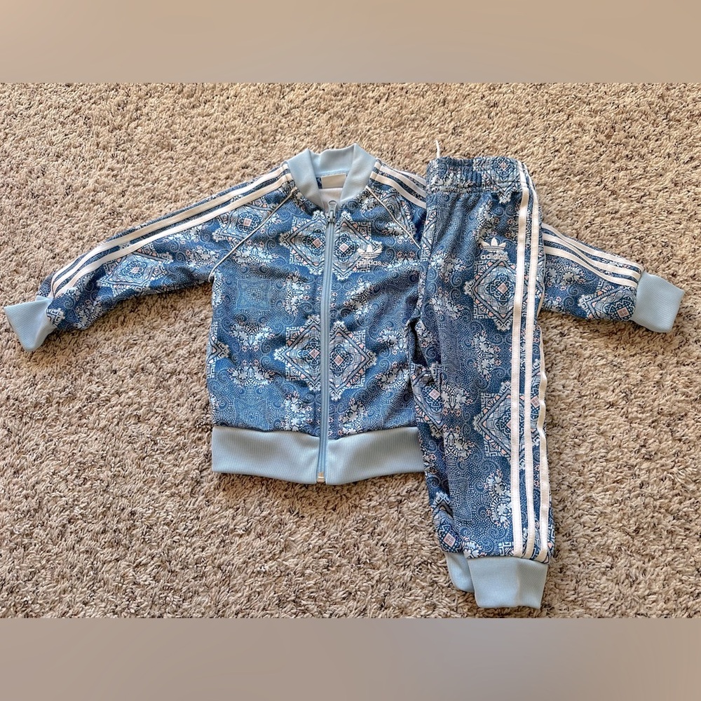* SOLD* Adidas toddler tracksuit (2T)